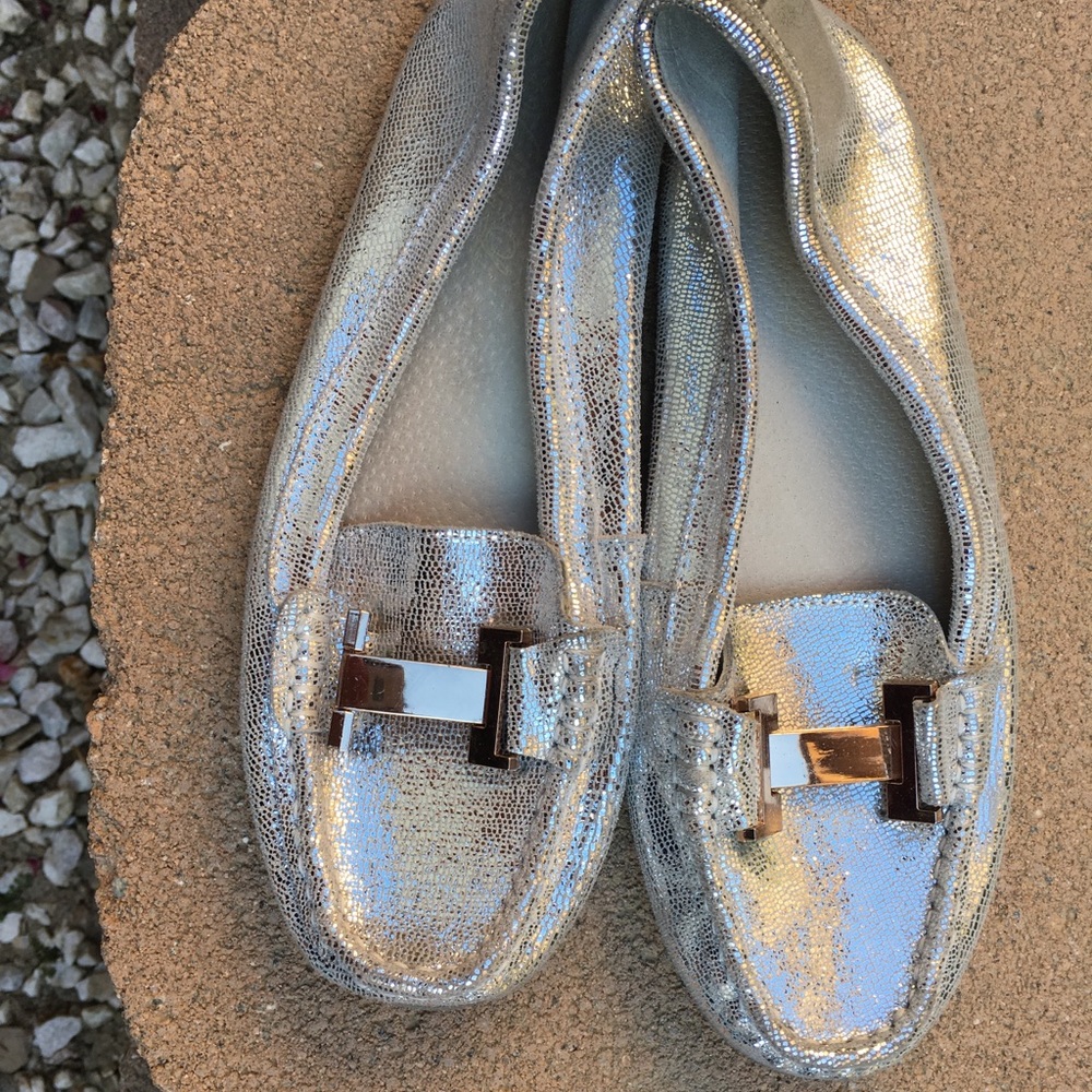 Silver driving shoes loafers 7.5